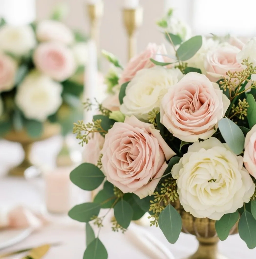 Why Florals and Balloons Are a Perfect Match for a Baby Shower